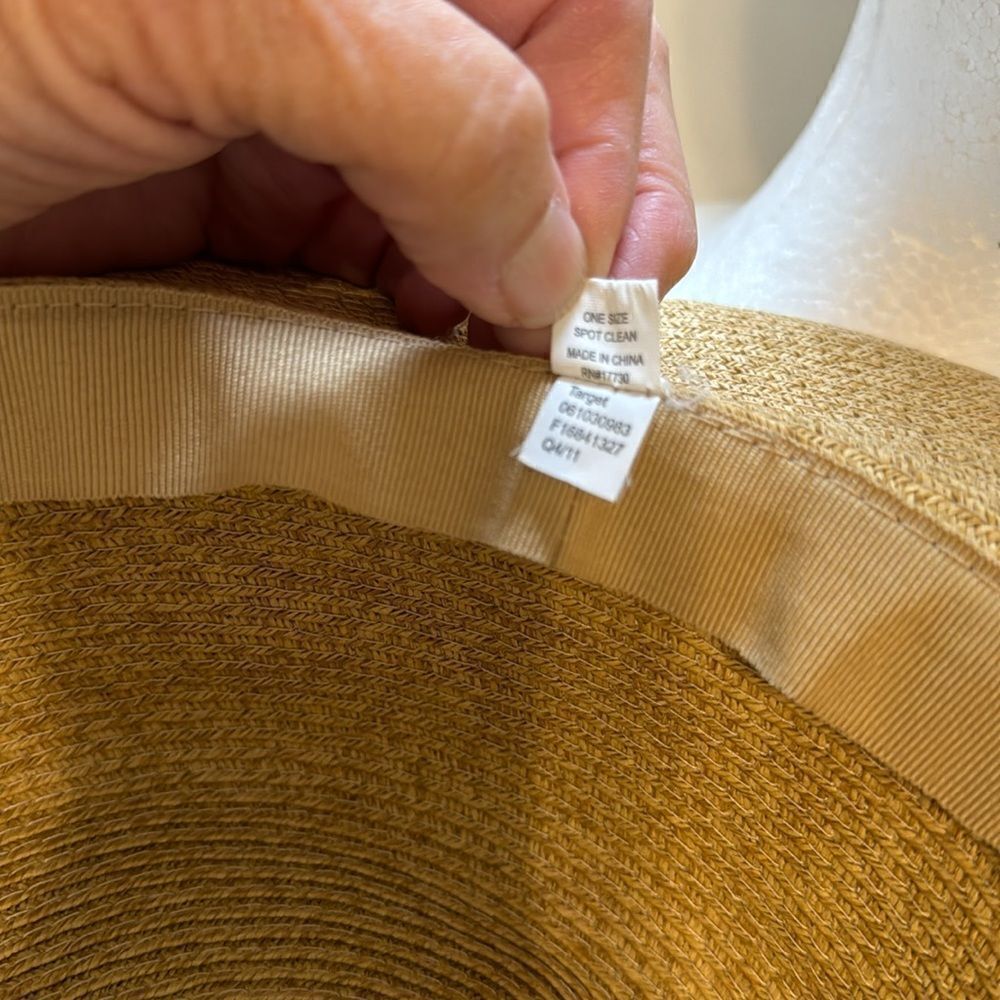 Target Paper Yarn Sun Hat - Picture 6 of 6